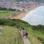 Surf Camp San Sebastian Partyhostel Aia