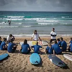 Bed and breakfast Surf Camp San Sebastian Partyhostel *