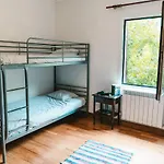 Bed and breakfast Surf Camp San Sebastian Partyhostel *