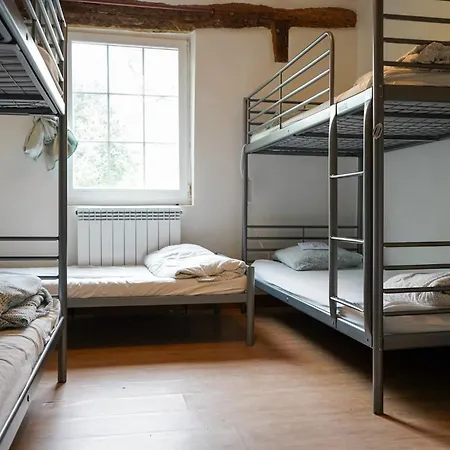 Surf Camp San Sebastian Partyhostel *