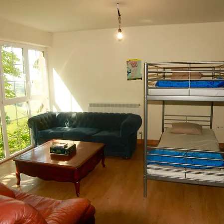 Surf Camp San Sebastian Partyhostel *