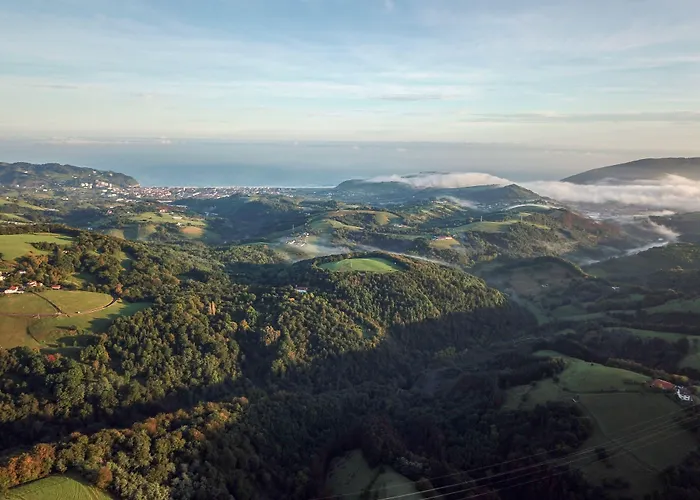 Surf Camp San Sebastian Partyhostel *