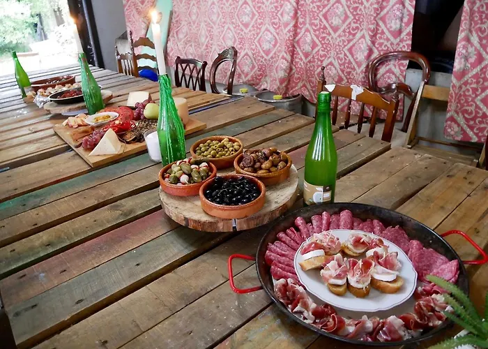 Surf Camp San Sebastian Partyhostel Aia