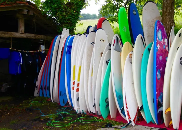 Bed & Breakfast Surf Camp San Sebastian Partyhostel *