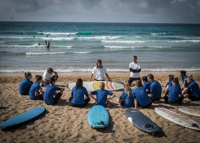 Bed & Breakfast Surf Camp San Sebastian Partyhostel *