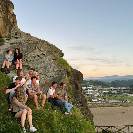 Surf Camp San Sebastian Partyhostel