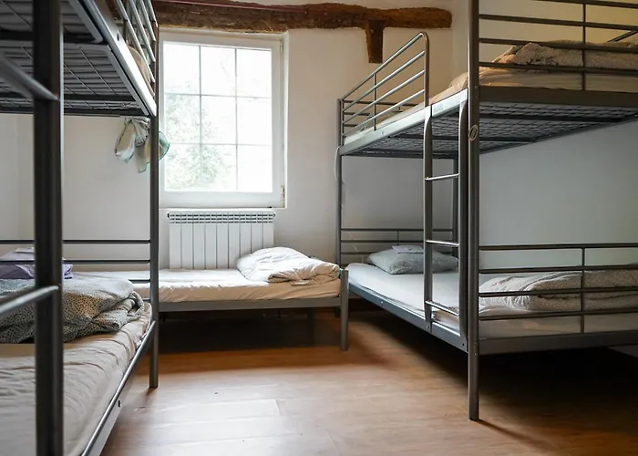 Surf Camp San Sebastian Partyhostel *