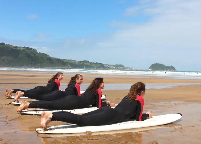 Surf Camp San Sebastian Partyhostel *