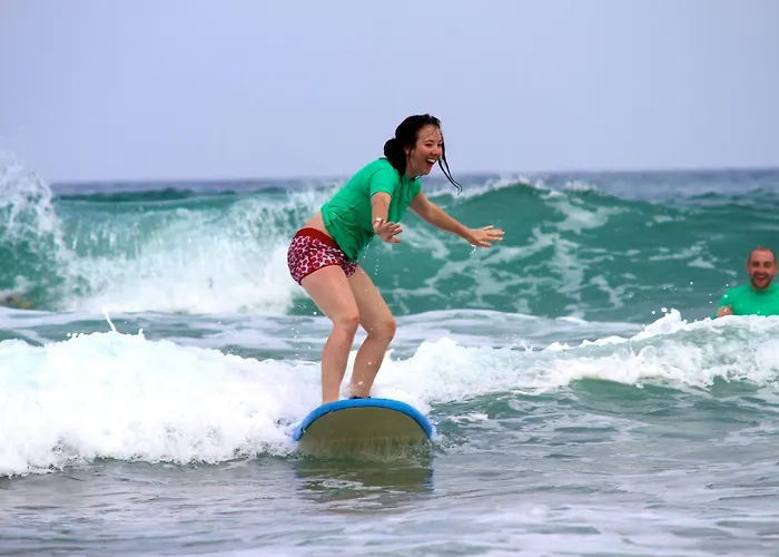 Surf Camp San Sebastian Partyhostel Bed & Breakfast