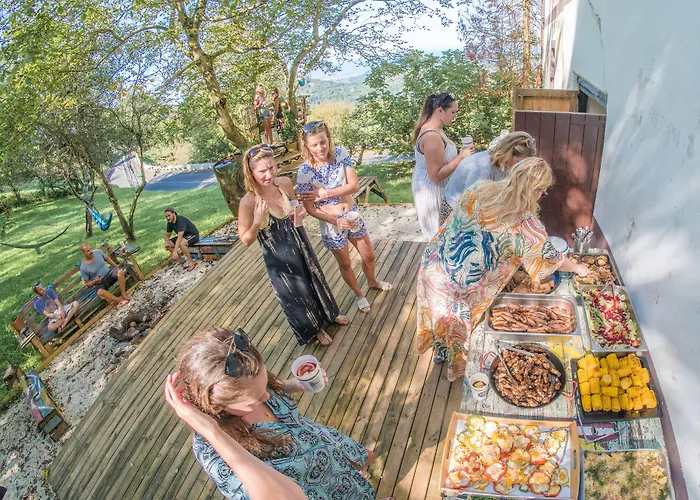 Surf Camp San Sebastian Partyhostel *