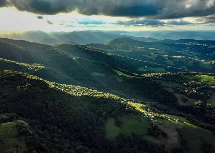 Bed & Breakfast Surf Camp San Sebastian Partyhostel *