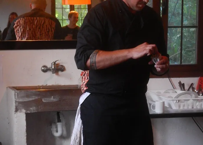 Surf Camp San Sebastian Partyhostel Aia